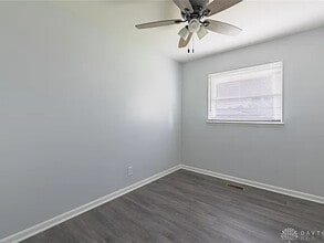 4701 Tall Oaks Dr in Dayton, OH - Building Photo - Building Photo