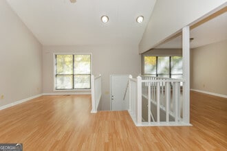 3822 Nowlin Rd in Kennesaw, GA - Building Photo - Building Photo