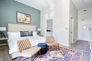 1016 Canal St in New Orleans, LA - Building Photo