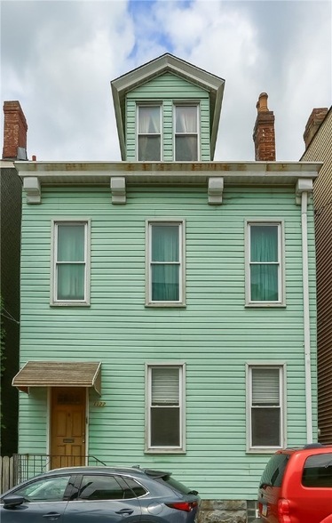 1122 Goettmann St in Pittsburgh, PA - Building Photo