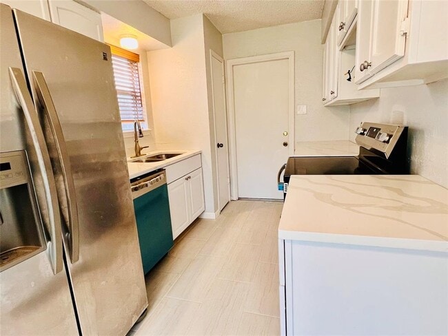 830 Richvale Ln in Houston, TX - Building Photo - Building Photo