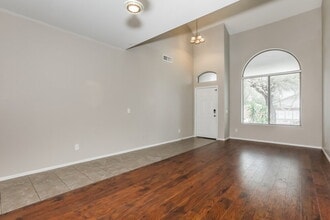 9913 E Emelita Ave in Mesa, AZ - Building Photo - Building Photo