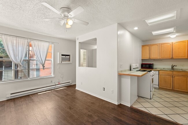 property at 2800 Vail Ave SE