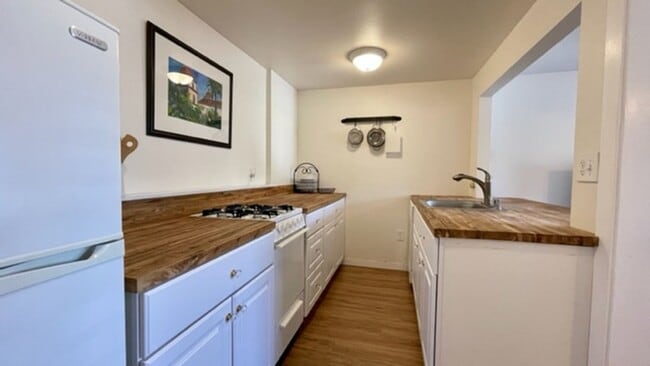 property at 1427 Morro St