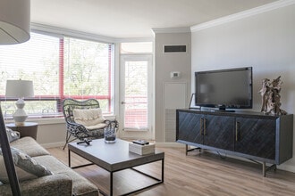 Seasons of Cherry Creek in Denver, CO - Foto de edificio - Interior Photo