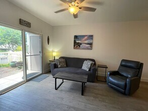 37 Polohina Ln in Lahaina, HI - Building Photo - Building Photo