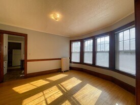 509 6th St SE in Minneapolis, MN - Building Photo