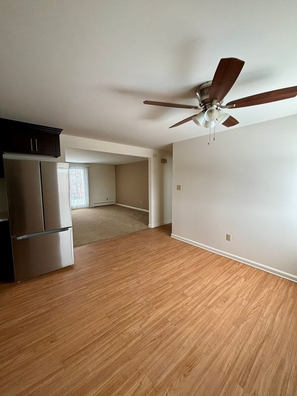 18 Losson Garden Dr in Cheektowaga, NY - Building Photo - Building Photo