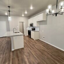 1225 Preston Trails in Wolfforth, TX - Building Photo - Building Photo