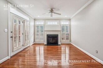 42687 Latrobe St in South Riding, VA - Building Photo - Building Photo