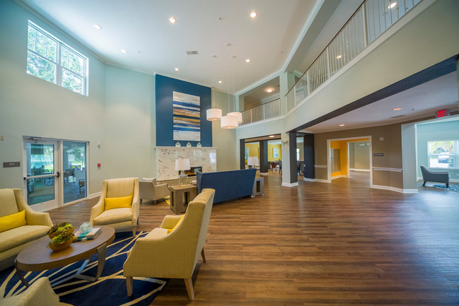 Abigail Court in Port Richey, FL - Foto de edificio - Building Photo