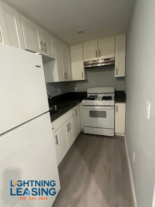 property at 2703 1/2 Southwest Dr