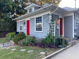 607 N Garfield Ave, Unit Townhome in Pasadena, CA - Building Photo