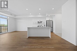 800 Roger Griffiths Ave in Ottawa, ON - Building Photo - Building Photo