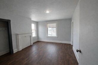 312 Walker Ave, Unit 1 in Butler, PA - Foto de edificio - Building Photo