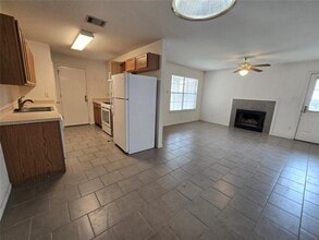1917 Alex Ave in Austin, TX - Building Photo - Building Photo
