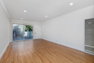 Park Beverly in Santa Monica, CA - Building Photo - Interior Photo