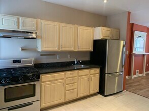 2439 S Camac St in Philadelphia, PA - Foto de edificio - Building Photo