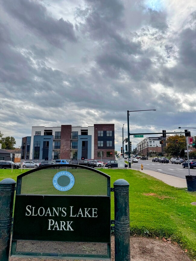 1650 Sheridan Blvd in Denver, CO - Foto de edificio - Building Photo