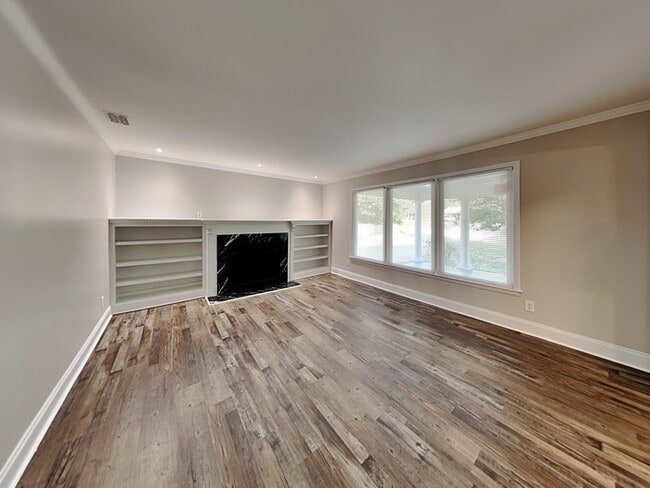 100 Raymond St in Belmont, NC - Building Photo - Building Photo