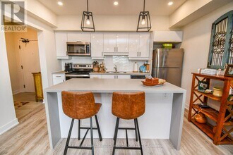 5 Chef Ln in Barrie, ON - Building Photo - Building Photo