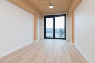 19 E Lenox St in Boston, MA - Building Photo - Building Photo