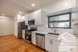 652 W Gordon Terrace in Chicago, IL - Building Photo - Building Photo