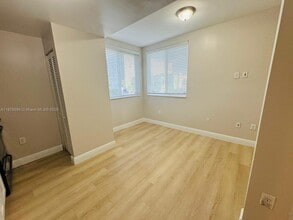 1469 SW 5th St in Miami, FL - Building Photo - Building Photo