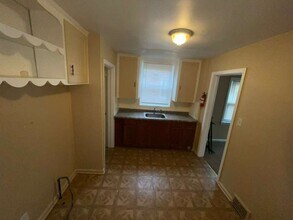 15461 Cedargrove St in Detroit, MI - Building Photo - Building Photo