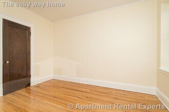 123 Highland Ave in Somerville, MA - Foto de edificio - Building Photo