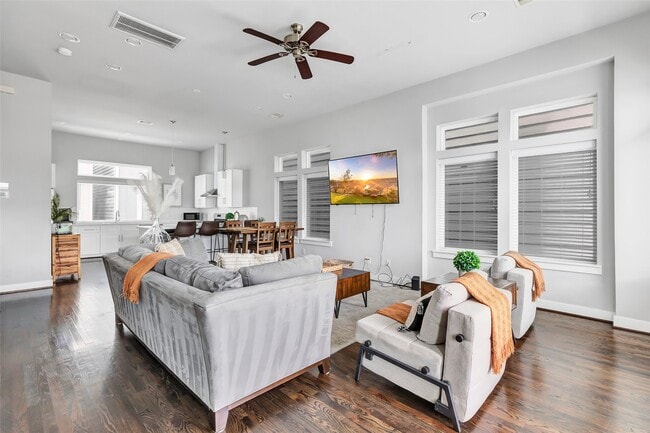 property at 1310 Roberts St