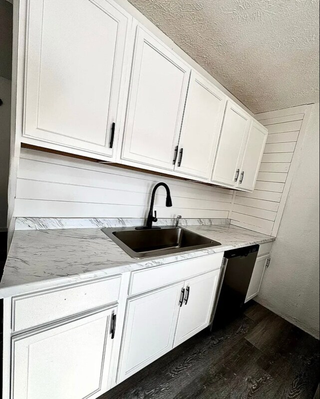 property at 1123 OH-552