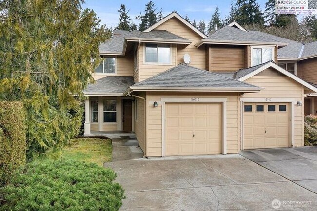 property at 16010 NE 93rd Way