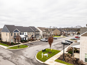 Oxford Station in Gallatin, TN - Building Photo - Building Photo