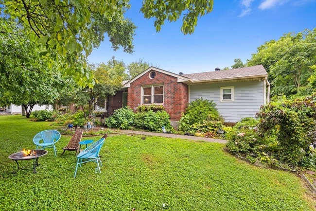 4117 Saunders Ave in Nashville, TN - Building Photo - Building Photo