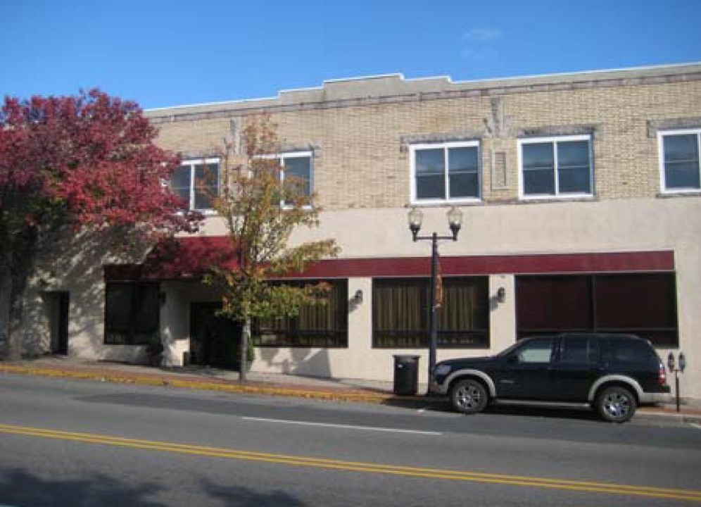 331 Bloomfield Ave in Montclair, NJ - Building Photo