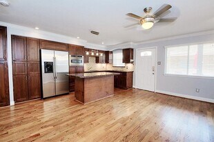 1447 Heights Blvd in Houston, TX - Building Photo