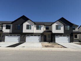 564 1860 N in Salem, UT - Building Photo