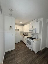 1105 NE 119th St in Biscayne Park, FL - Building Photo - Building Photo