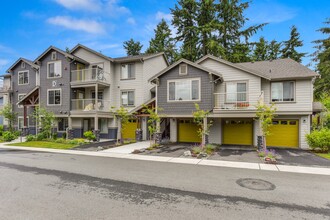 Avaya Trails Apartments in Renton, WA - Foto de edificio - Building Photo