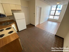81 Essex St in Boston, MA - Building Photo - Building Photo