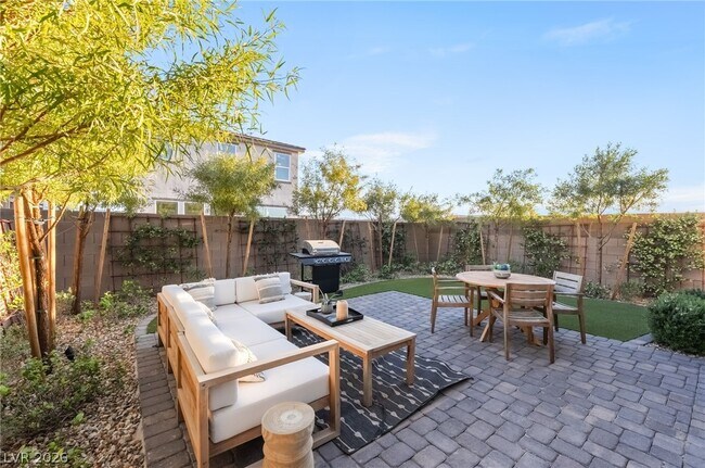 4327 W Gary Ave in Las Vegas, NV - Building Photo - Building Photo