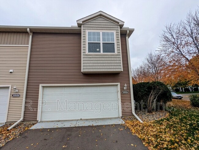 3352 Hazel Trail in Woodbury, MN - Building Photo - Building Photo