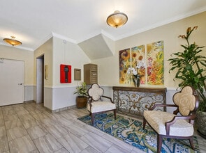 144 N Wetherly Dr, West Hollywood , CA 90048 in West Hollywood, CA - Building Photo - Building Photo