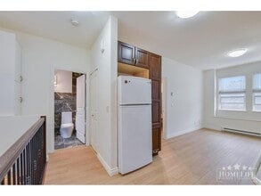 6983-6192 192 St in Surrey, BC - Building Photo - Building Photo