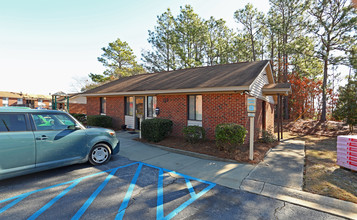 Sparkleberry Hill Apartments in Columbia, SC - Building Photo - Building Photo