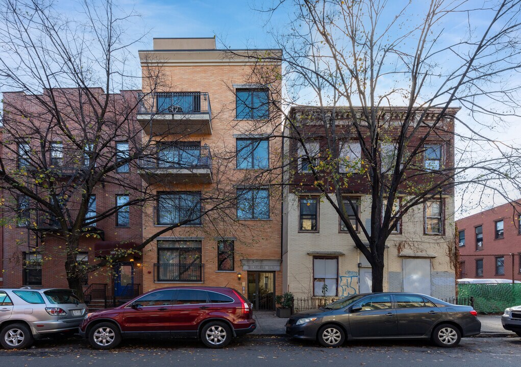 158 India St in Brooklyn, NY - Foto de edificio