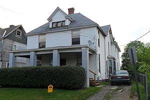 53 Douglas Ave in Mansfield, OH - Building Photo