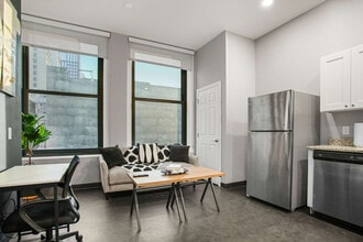 209 9th St in Pittsburgh, PA - Building Photo - Building Photo