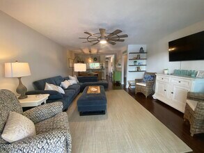 330 Goose Neck Rd W in Rocky Point, NC - Building Photo - Building Photo